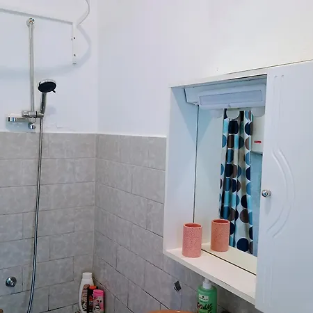 Lucky Star - Free Parking Rijeka